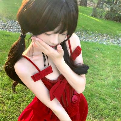 男生女生向前冲